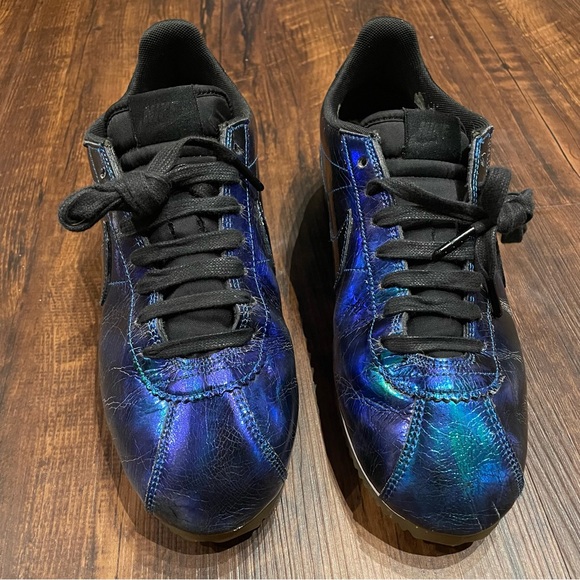NIKE Classic Cortez Iridescent Soar - Picture 3 of 8